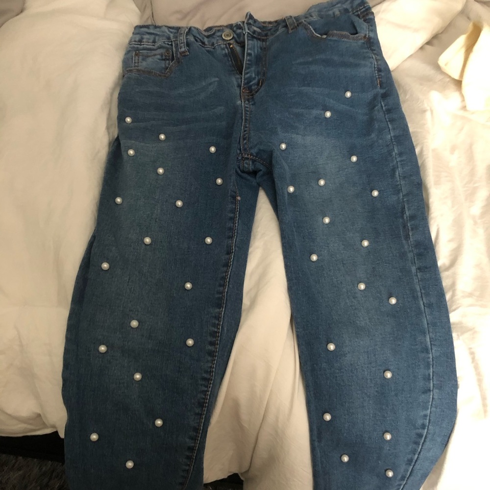 Pearl jeans